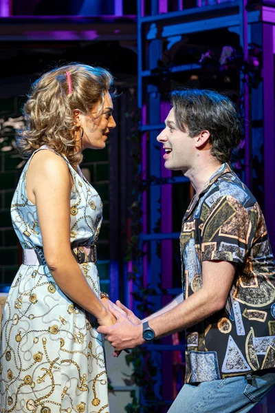 Hanna (Roberta Valentini), Matteo (Thomas Hohler)