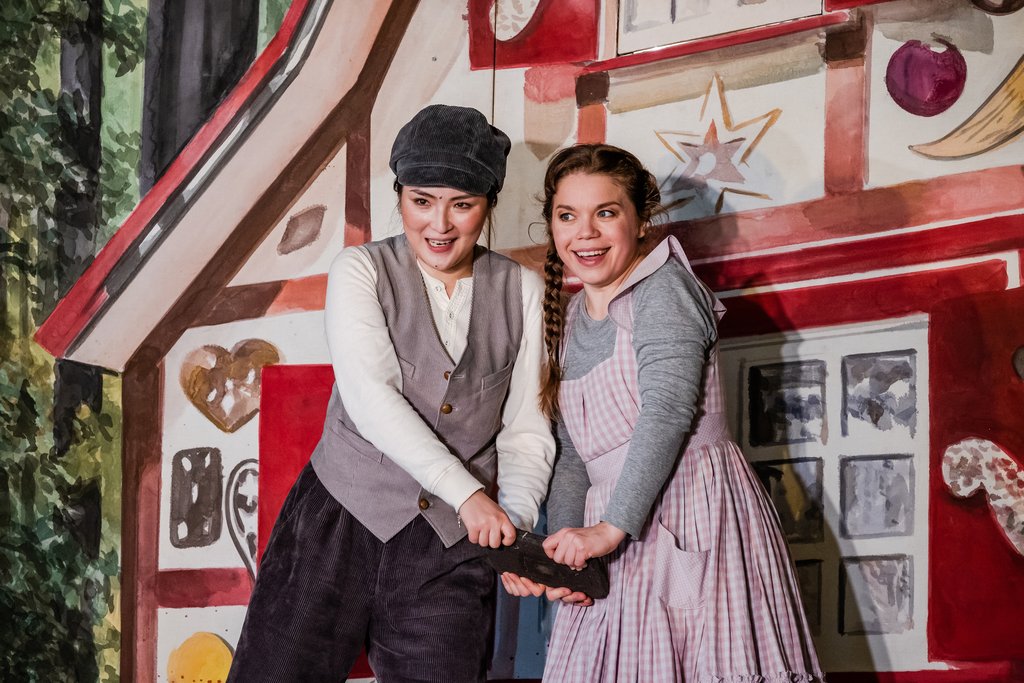 Knusper, knusper, knäuschen ...