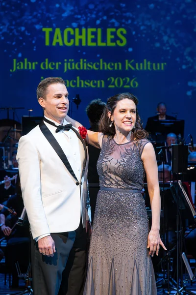 Jeffery Krueger und Mirjam Neururer
