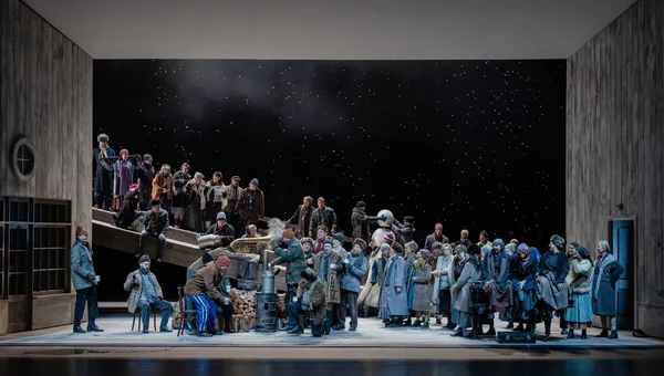 Chor und Komparserie der Oper Leipzig