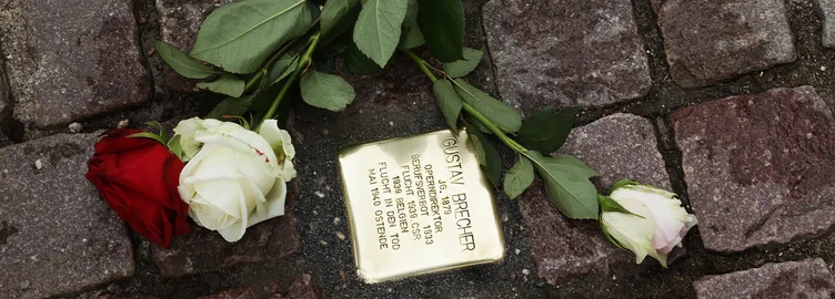 Stolperstein für Gustav Brecher vor dem Leipziger Opernhaus