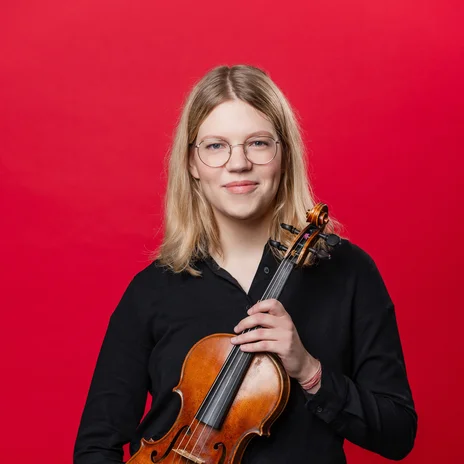 Anna Gretschmann_KCN9001_Foto_Kirsten_Nijhof_lowres.jpg