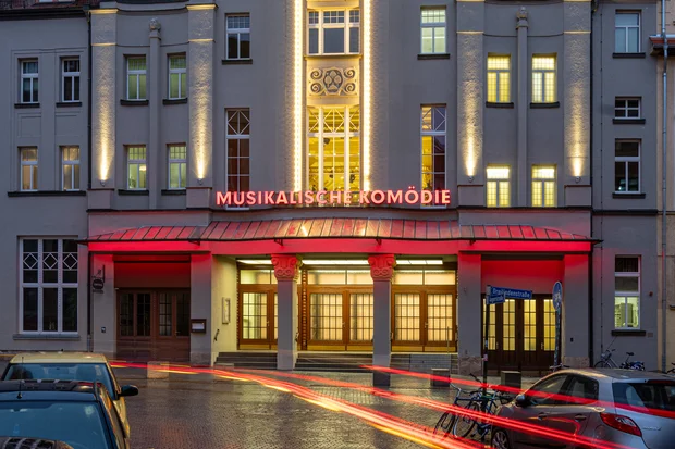 Musikalische Komödie © Tom Schulz