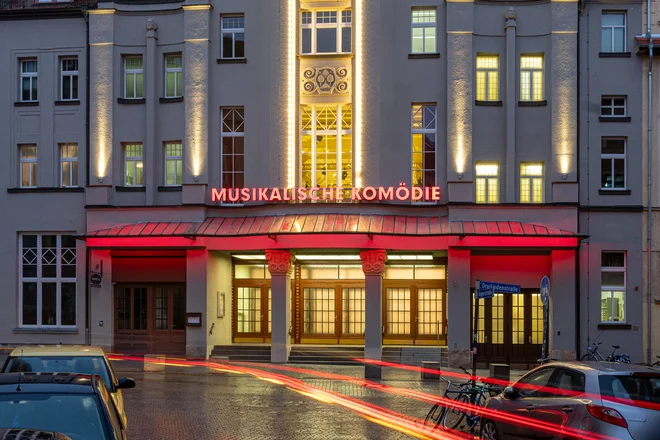 Musikalische Komödie © Tom Schulz