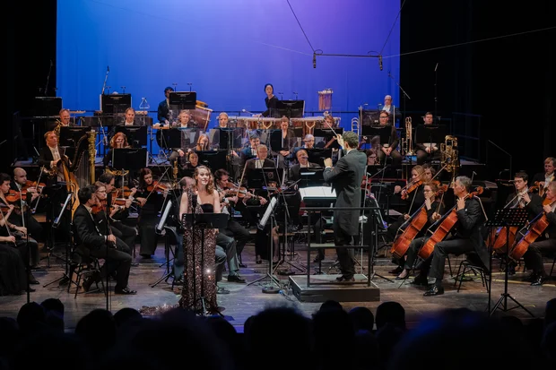Neujahrskonzert 2026, Nora Lentner, Philipp Schneider (Forum Dirigieren), Orchester der Musikalischen Komödie