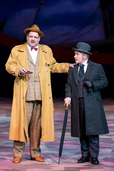 Prof. Henry Higgins (Milko Milev) und Freddy Eynsford-Hill (....)
