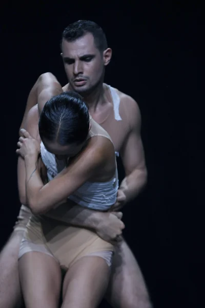 OUT OF THE BLUE by Yun Kyeong Lee // Vivian Wang, Igor Silva